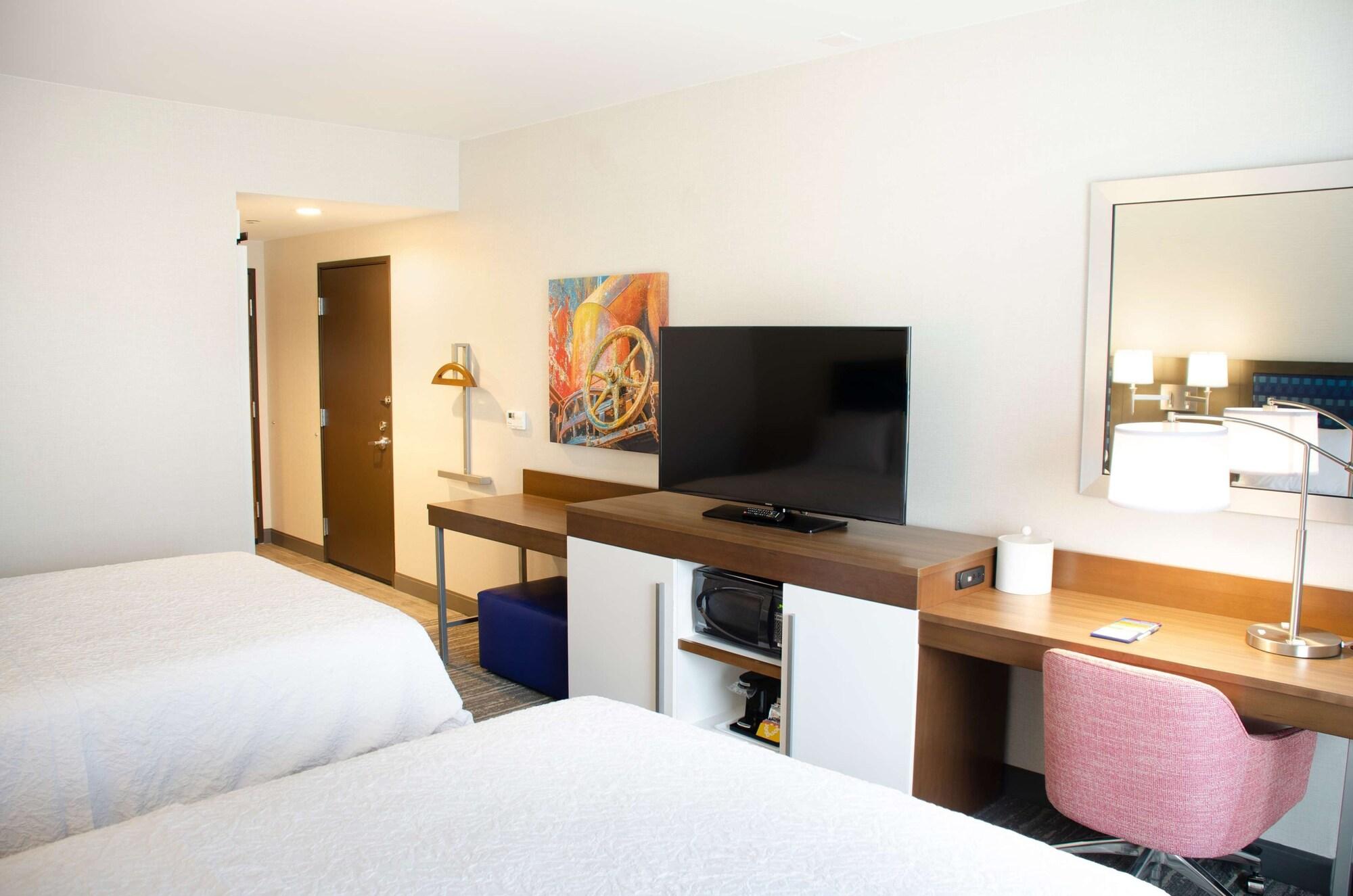 Hampton Hotel 3*