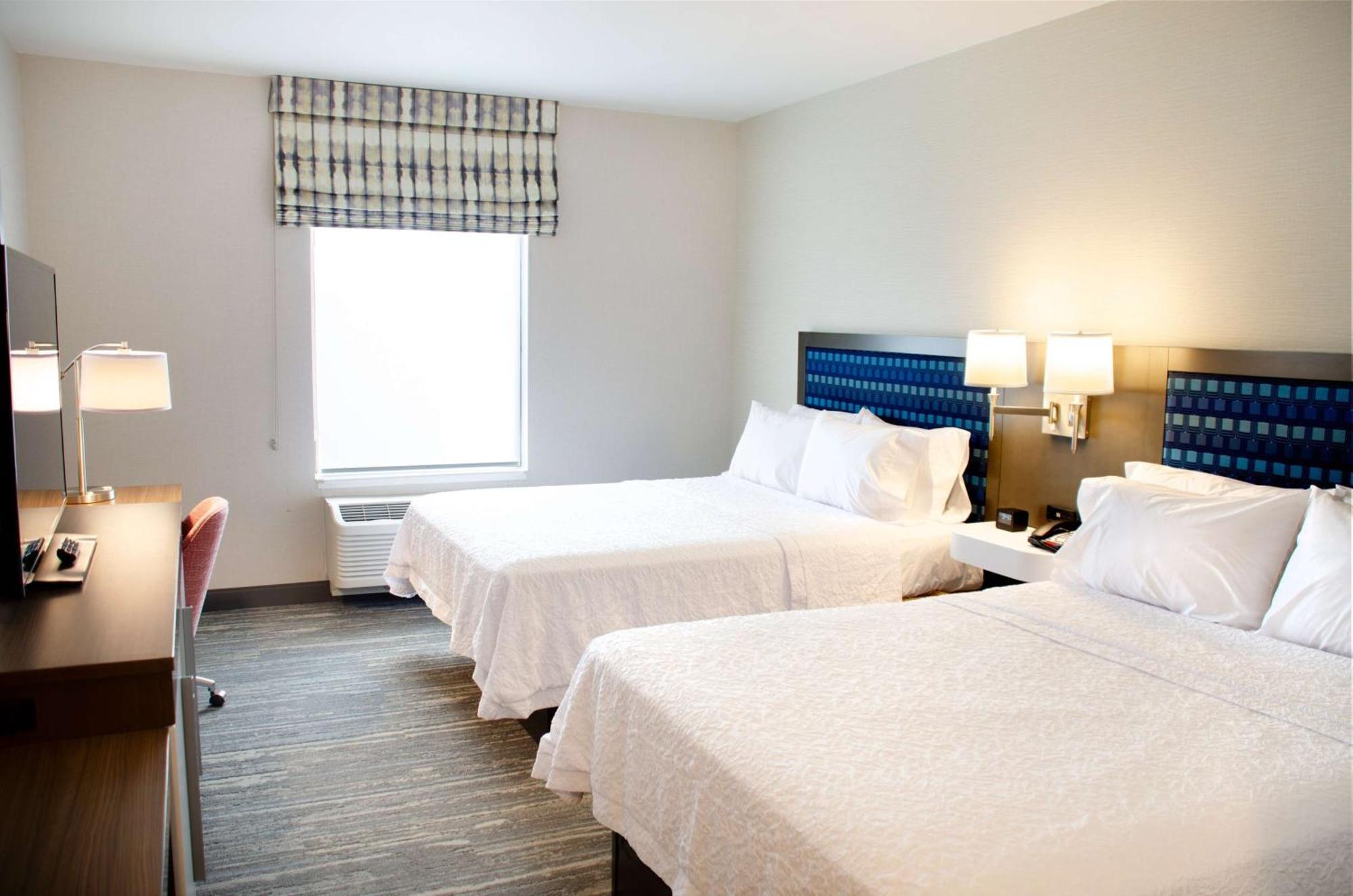 Hotel Hampton Lebanon